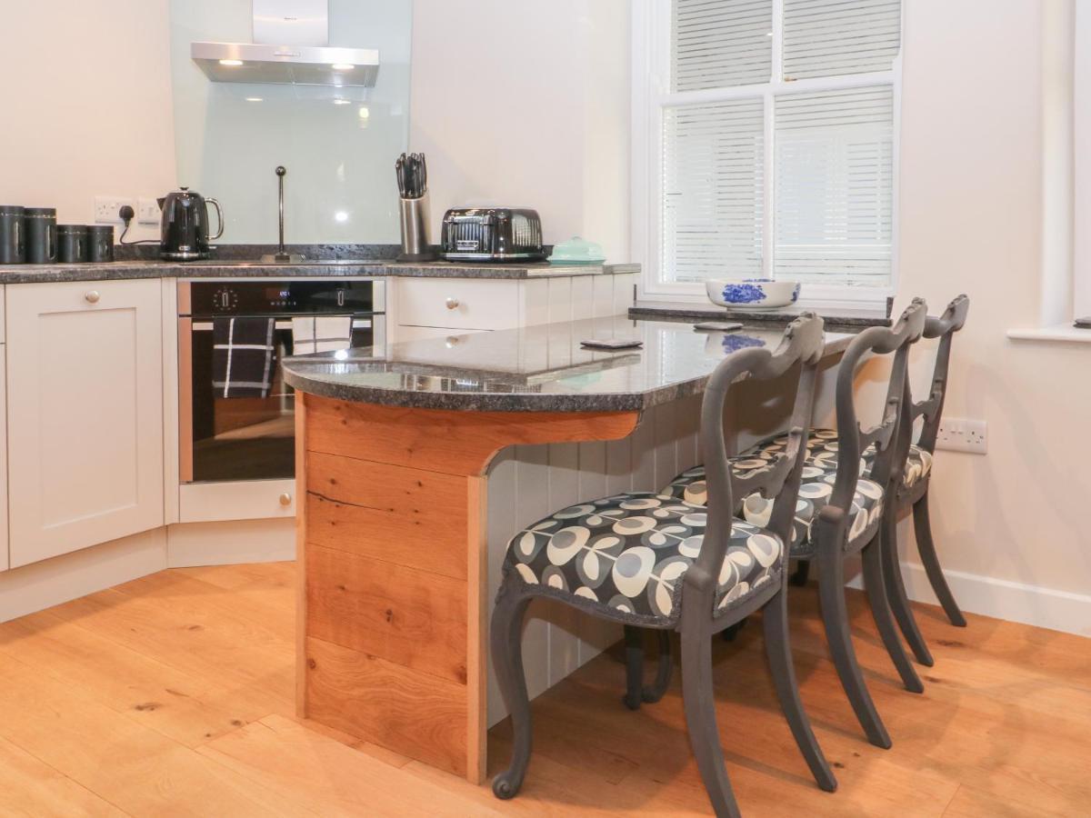 Evenlode Cottage Cheltenham Extérieur photo
